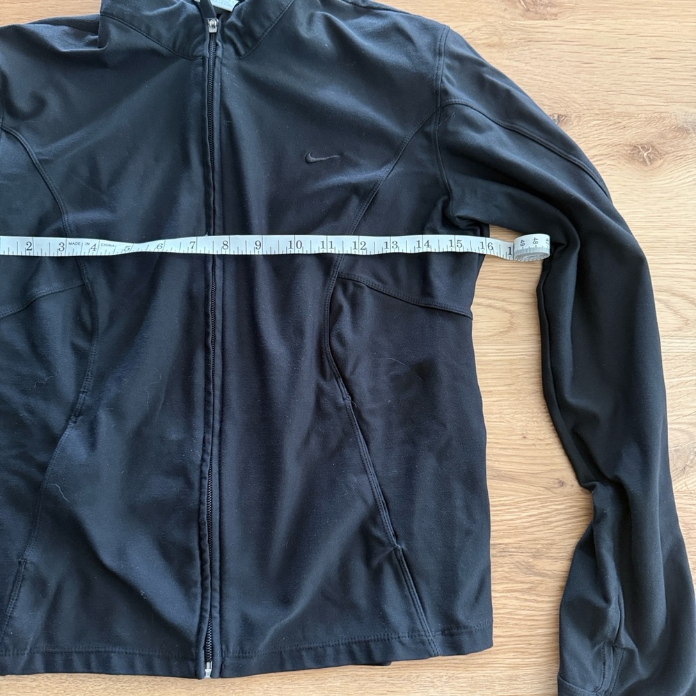 Nike Black Lightweight Full-Zip Track Jacket - Picture 4 of 5